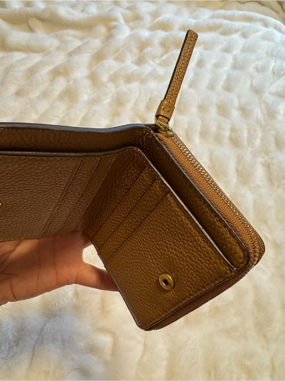 Tan Pebbled Leather Zip Wallet with Logo Accent! BRAND NEW AND FREE GWP 😍😍 - Picture 12 of 16